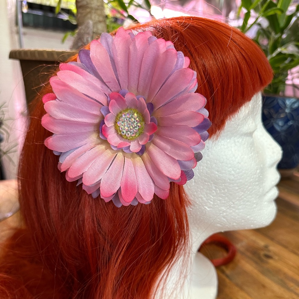 Flower hair clip
